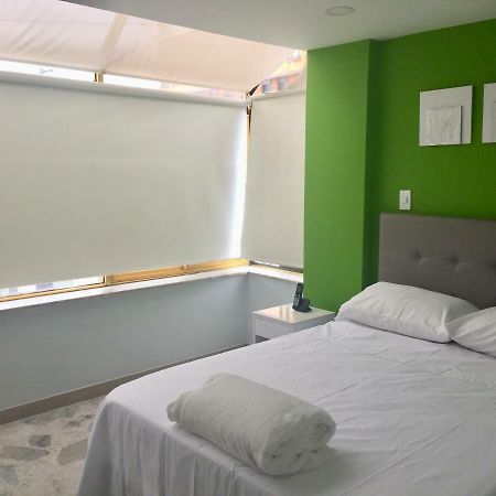Hotel Garden City Boutique Фусагасуга Екстериор снимка