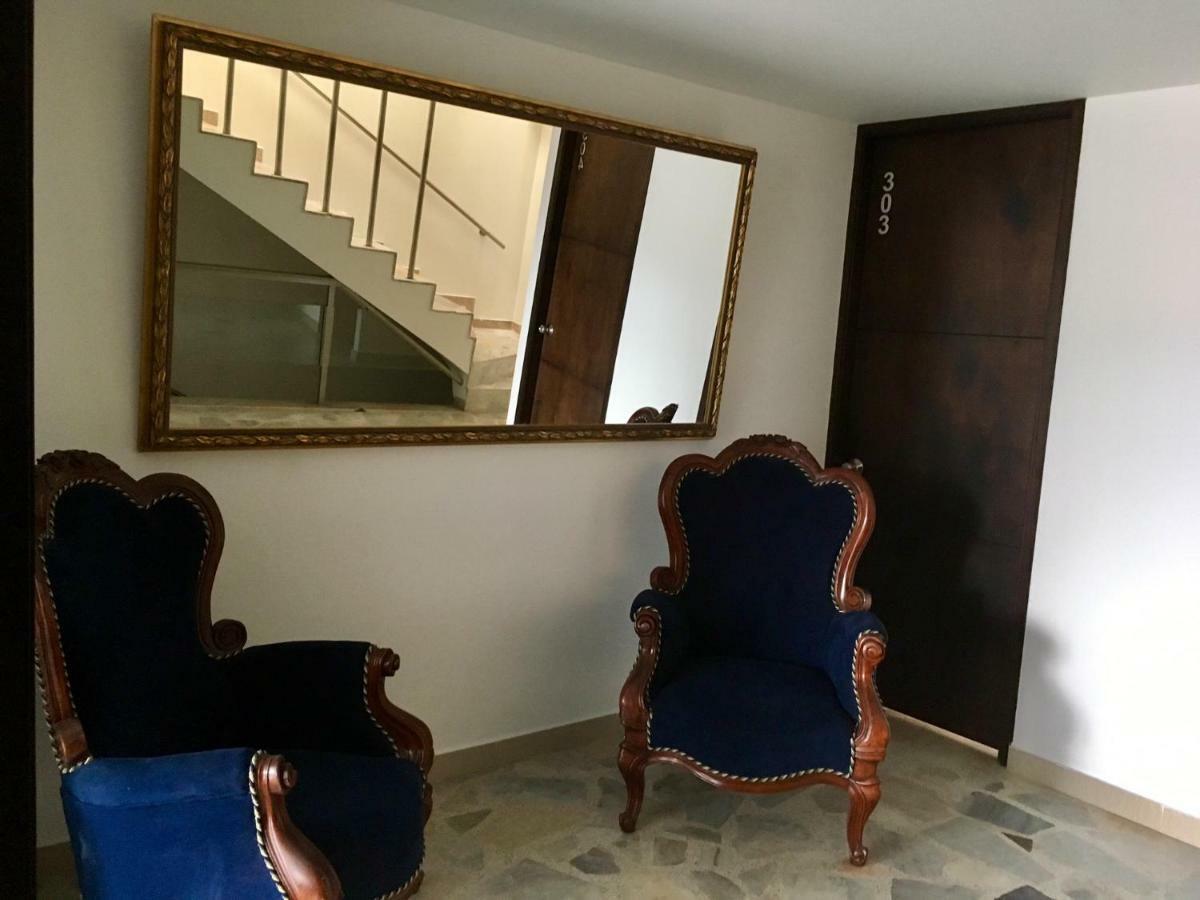 Hotel Garden City Boutique Фусагасуга Екстериор снимка