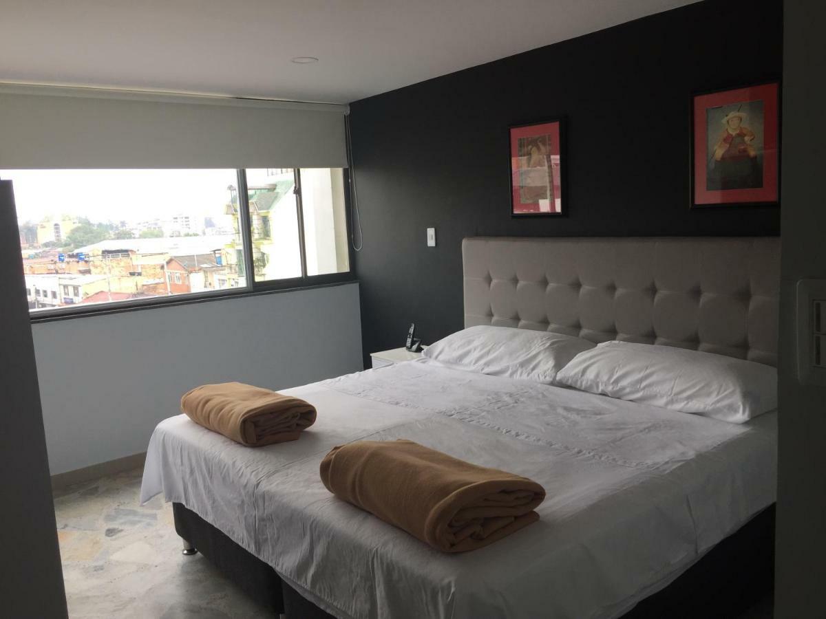 Hotel Garden City Boutique Фусагасуга Екстериор снимка
