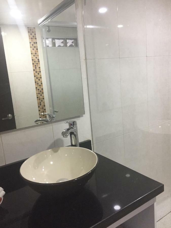 Hotel Garden City Boutique Фусагасуга Екстериор снимка