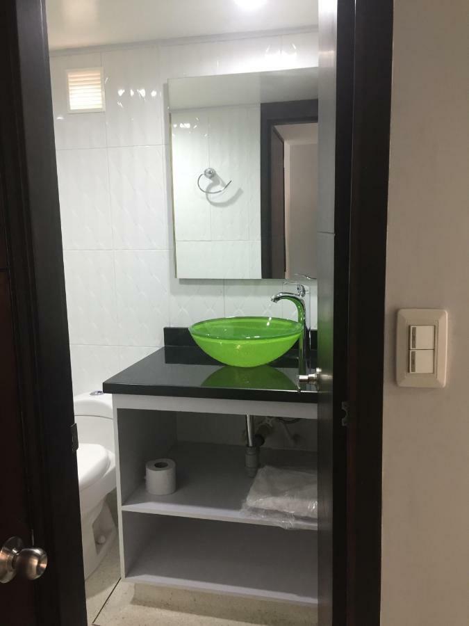 Hotel Garden City Boutique Фусагасуга Екстериор снимка