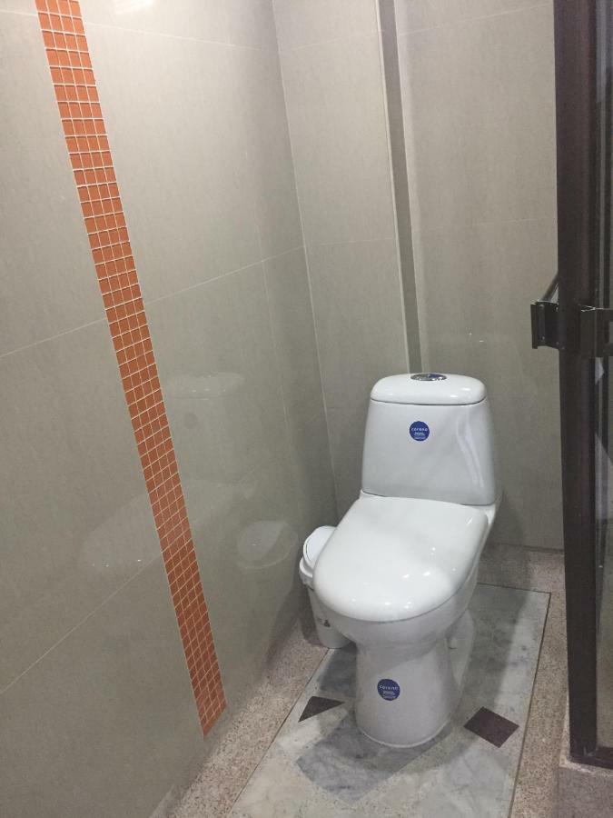 Hotel Garden City Boutique Фусагасуга Екстериор снимка